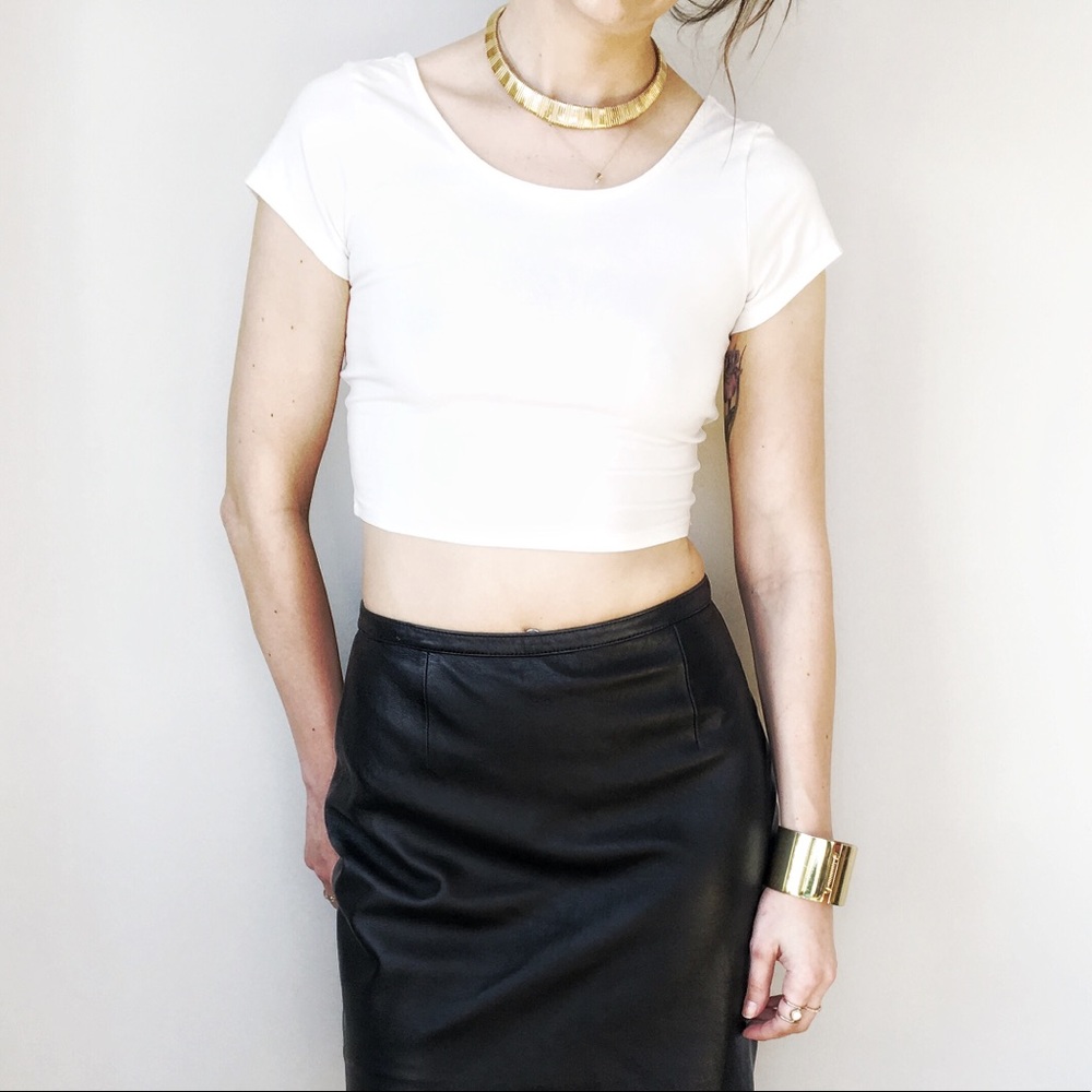Tobi Cross Back Crop Top Medium
